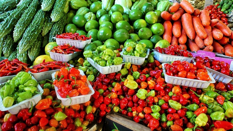 primeur-ST PIERRE-min_farmers-market-1329008